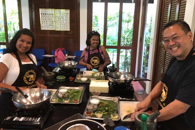 Blue Elephant Thai Cooking Class with Additional Dessert in Phuket - 5:30 tasting at the Blue Elephant Restaurant: the payoff meal