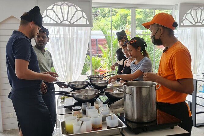 Express Thai Cooking Class in Phuket - What it’s like to eat the handmade banquet