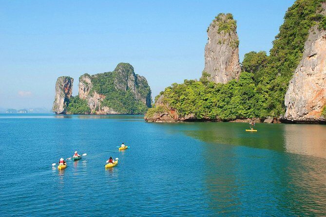 Hong by Starlight John Gray's Sea Canoe - Food and breaks: lunch plus dinner without extra fees