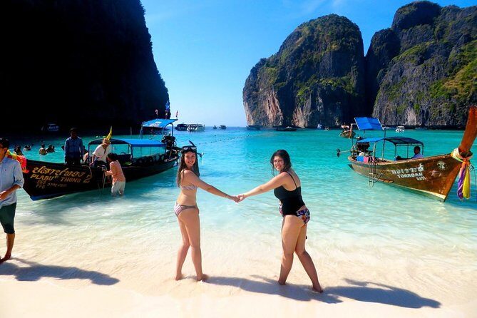 Phi Phi Island Tour by Royal Jet Cruiser with Lunch by The Sea - Crowds and boat comfort: the biggest variable on this trip