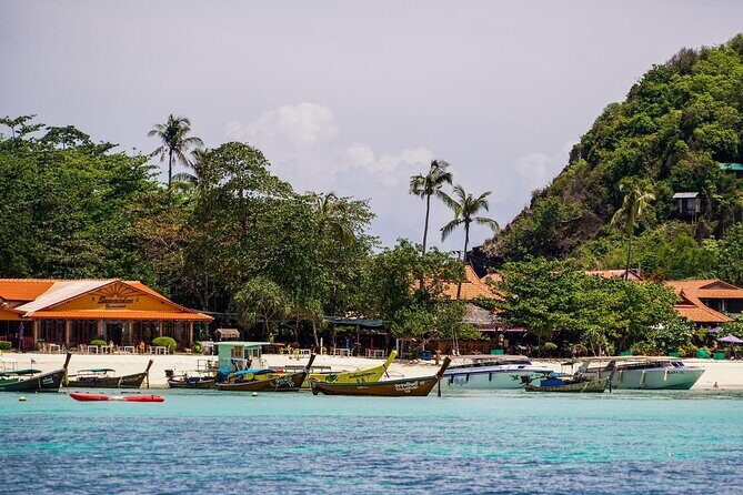 Phi Phi Islands and Khai Island Day Tour from Phuket by Speedboat - Khai Island: white sand time without the big-city pressure
