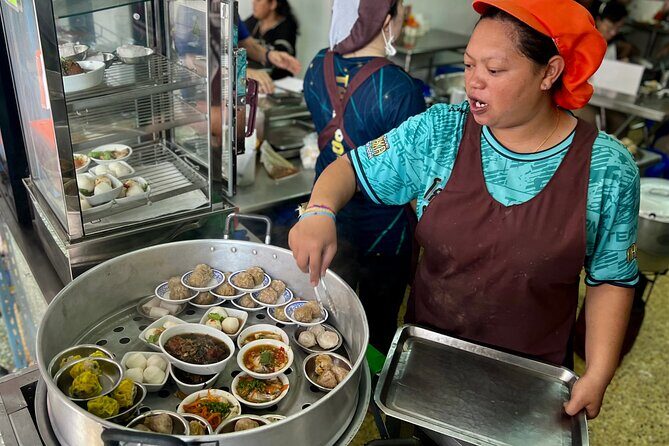 Phuket Old Town Food Tour with 10+ Locals' Favorites Tastings - Thalang Road architecture lessons that actually connect to what’s on your plate