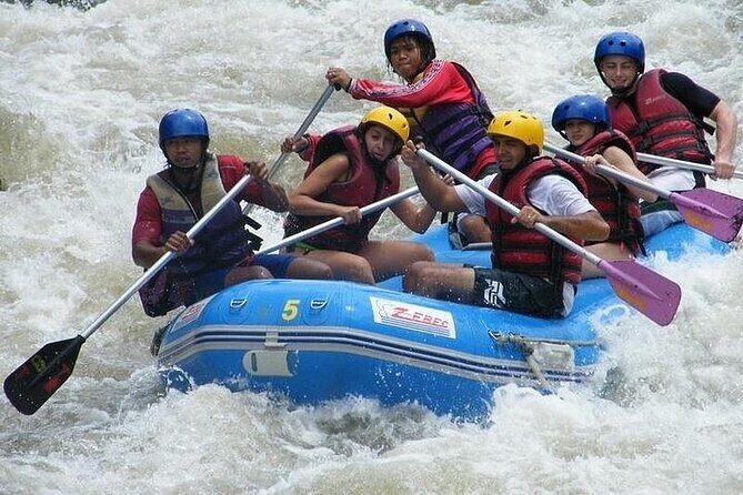 Phuket-Phang Nga: White Water Rafting 7 km.-Zipline-ATV-Lunch - A 10-hour mix in Phuket: from cave temple to adrenaline park