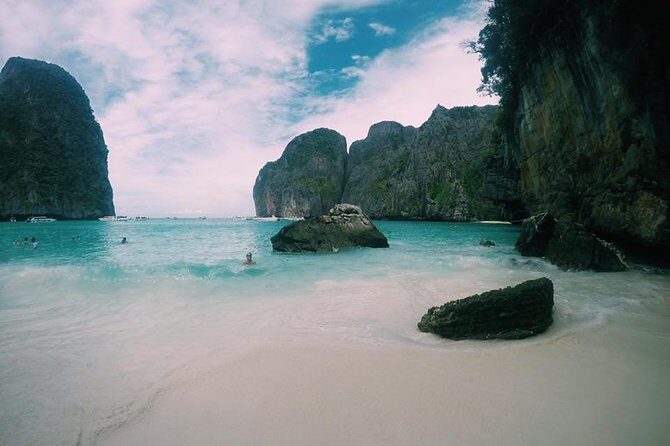 PHUKET-Phi Phi Island-Khai Island-Lunch by Sea Angel Speed Boat - Phi Phi in one long day: what this route is really for