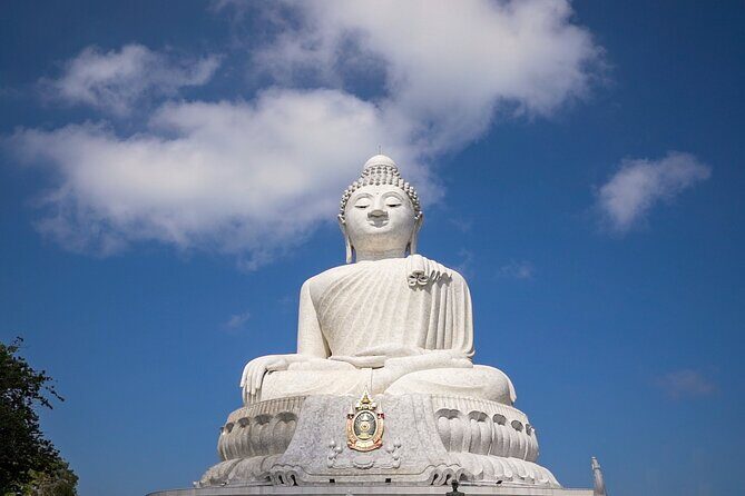 Phuket: Wat Chalong, Karon Viewpoint and old Town Guided Tour - Big Buddha closure update and the modest-dress reality