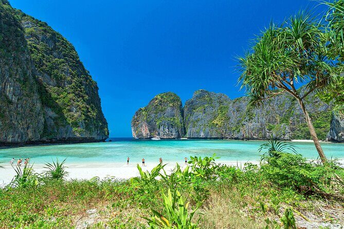 Private Phi Phi Islands & Bamboo Full Day Tour with snorkeling - Setting off early from Royal Phuket Marina