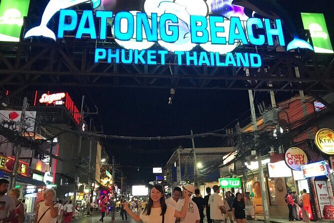 ️ Phuket Sunset Chaser Tour (Private & All-Inclusive) - Chillva Night Market: Snacks, Shopping, and Staying on Schedule